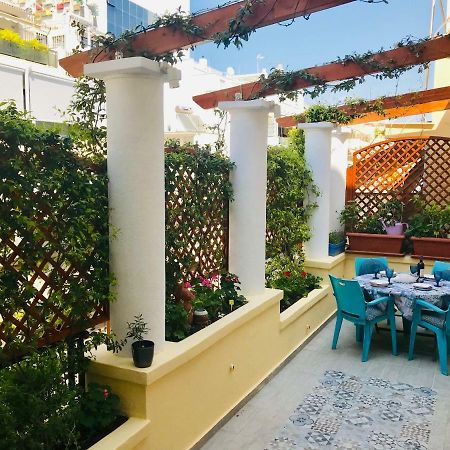 Oasis Veranda Under Columns.Kolonaki Embassy Area. Atény Exteriér fotografie